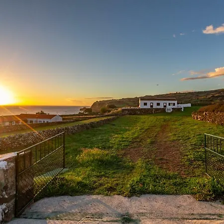Casa Do Porto * أنغرا دو إِراويزو